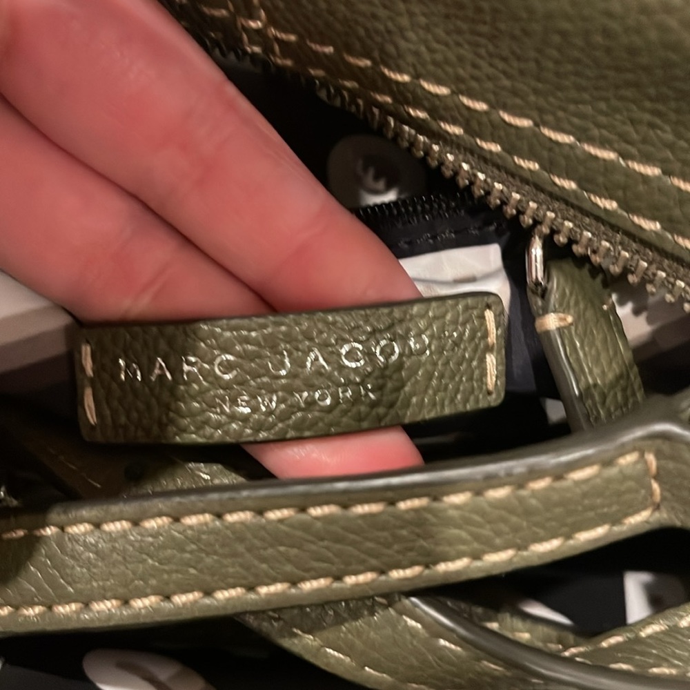 MARC JACOBS | Mini Cruiser Pebbled Leather Crossbody Satchel - Picture 4 of 4